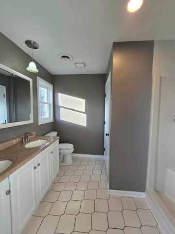 65 Deep River Drive, Hobart, IN 46342