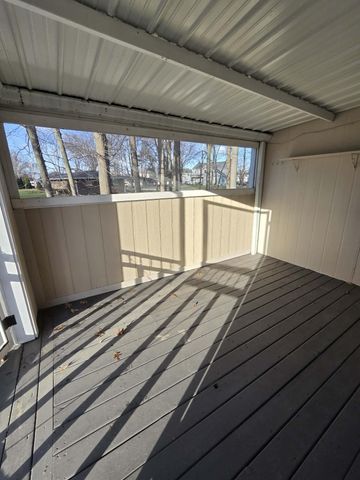 65 Deep River Drive, Hobart, IN 46342