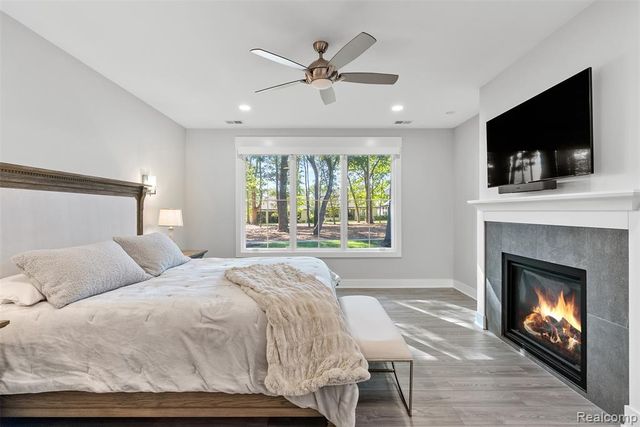 2031 Ottawa Beach Road, Holland, MI 49424