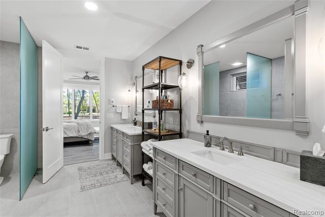 2031 Ottawa Beach Road, Holland, MI 49424