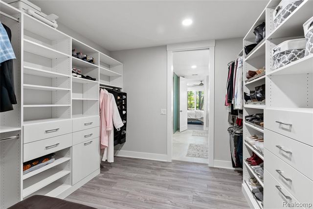 2031 Ottawa Beach Road, Holland, MI 49424