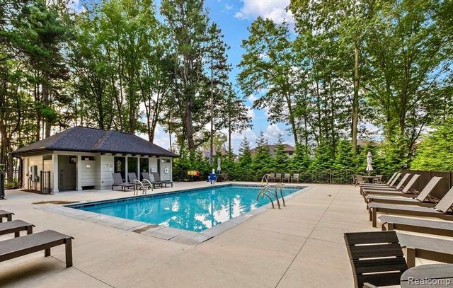 2031 Ottawa Beach Road, Holland, MI 49424