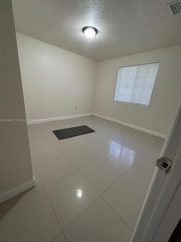 1255 NW 55th Ter 1257, Miami, FL 33142