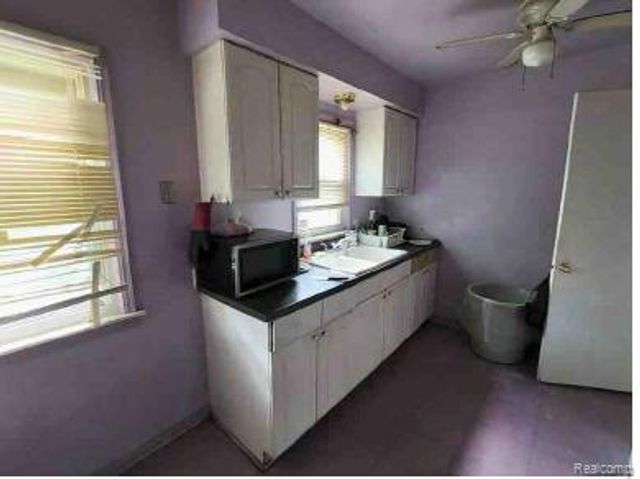 19720 Westbrook Street, Detroit, MI 48219