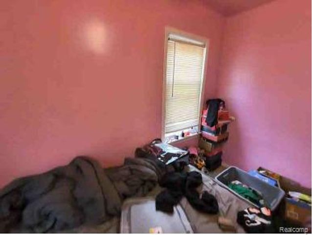 19720 Westbrook Street, Detroit, MI 48219