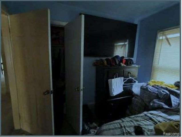 19720 Westbrook Street, Detroit, MI 48219