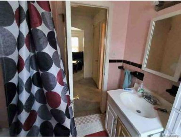 19720 Westbrook Street, Detroit, MI 48219