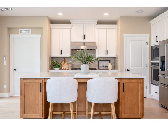 1127 N 41ST Pl, Ridgefield, WA 98642