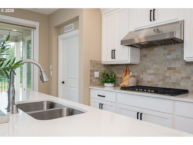 1127 N 41ST Pl, Ridgefield, WA 98642