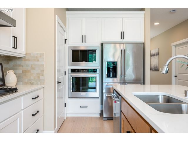 1127 N 41ST Pl, Ridgefield, WA 98642