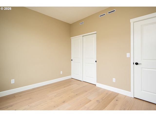 1127 N 41ST Pl, Ridgefield, WA 98642