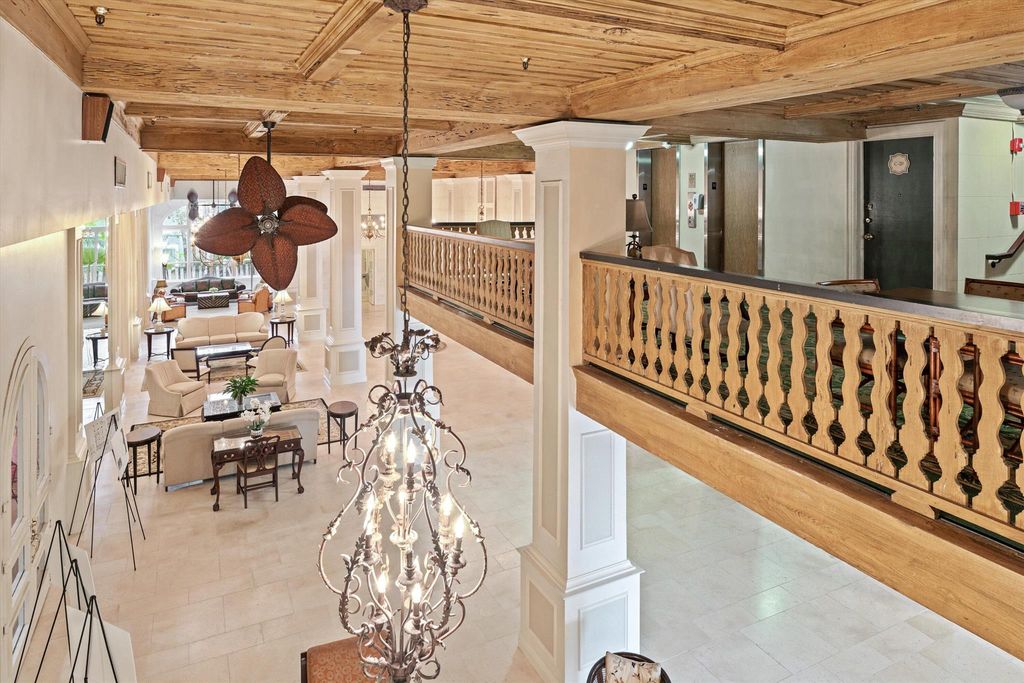 Image 22 of property listing at 235 Sunrise Avenue 1050, Palm Beach, FL 33480