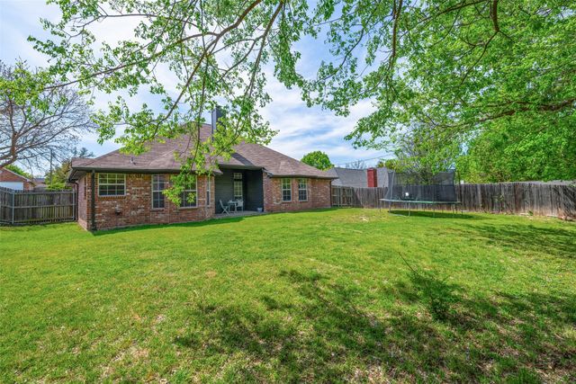 1526 Shadow Run, Weatherford, TX 76086