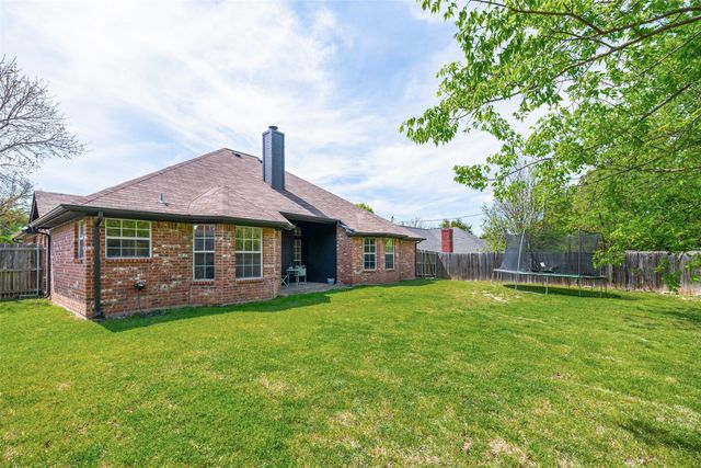 1526 Shadow Run, Weatherford, TX 76086