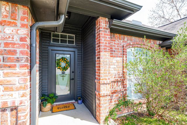 1526 Shadow Run, Weatherford, TX 76086