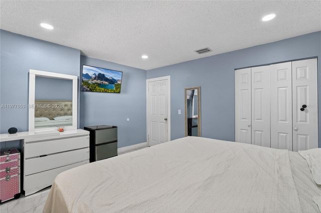 1318 13th St, West Palm Beach, FL 33401