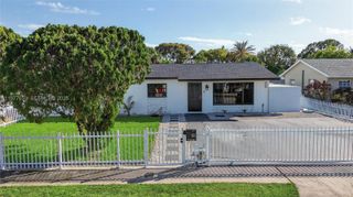 1318 13th St, West Palm Beach, FL 33401