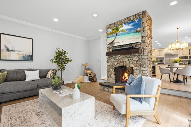 40 Wildwood Road, Stamford, CT 06903