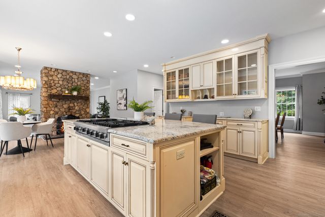 40 Wildwood Road, Stamford, CT 06903