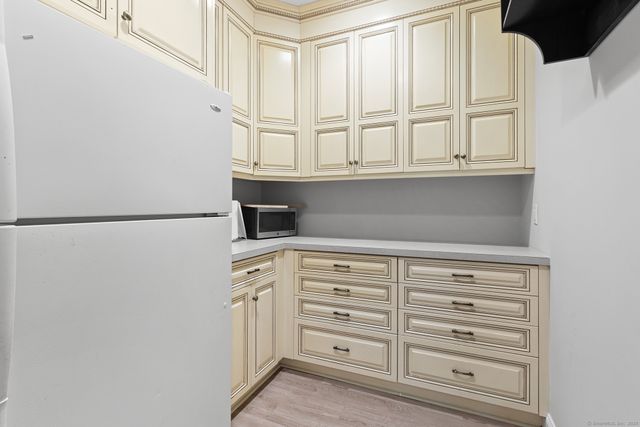 40 Wildwood Road, Stamford, CT 06903