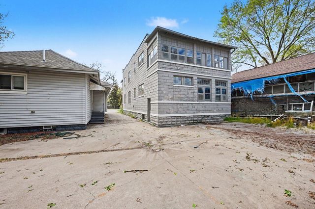 66 E Isabella Avenue, Muskegon, MI 49442
