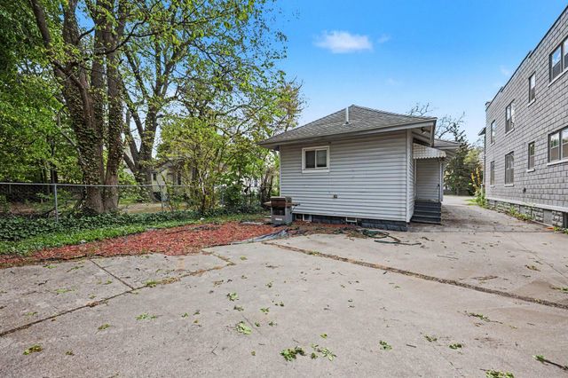 66 E Isabella Avenue, Muskegon, MI 49442