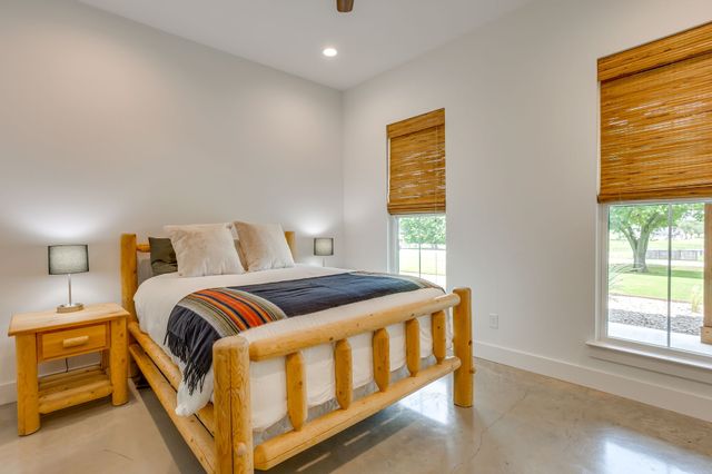 146 Hansma Way, Weatherford, TX 76087