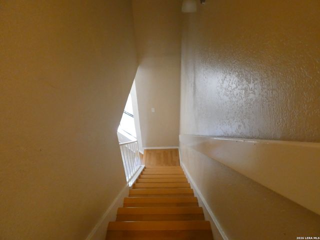 8686 RIDGE MILE DR, San Antonio, TX 78239