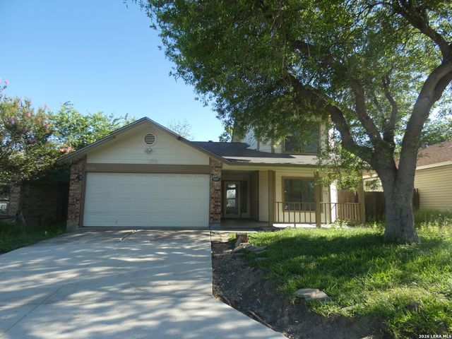 8686 RIDGE MILE DR, San Antonio, TX 78239