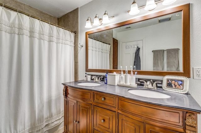 3732 Seguin Drive, Dallas, TX 75220