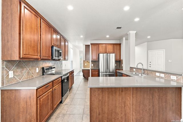 26415 Walden Oak, San Antonio, TX 78260