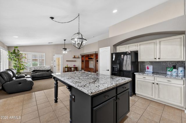 4613 E Cherry Hills Drive, Chandler, AZ 85249