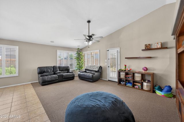 4613 E Cherry Hills Drive, Chandler, AZ 85249