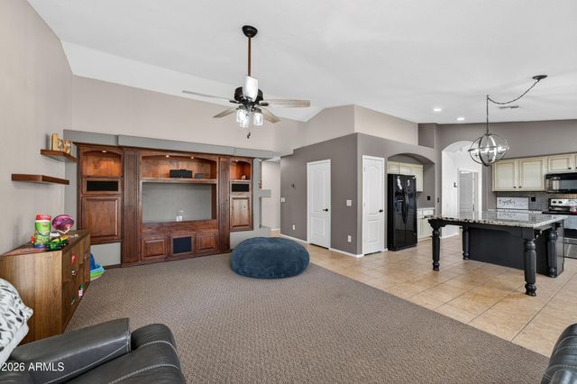 4613 E Cherry Hills Drive, Chandler, AZ 85249