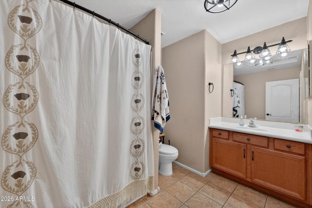 4613 E Cherry Hills Drive, Chandler, AZ 85249