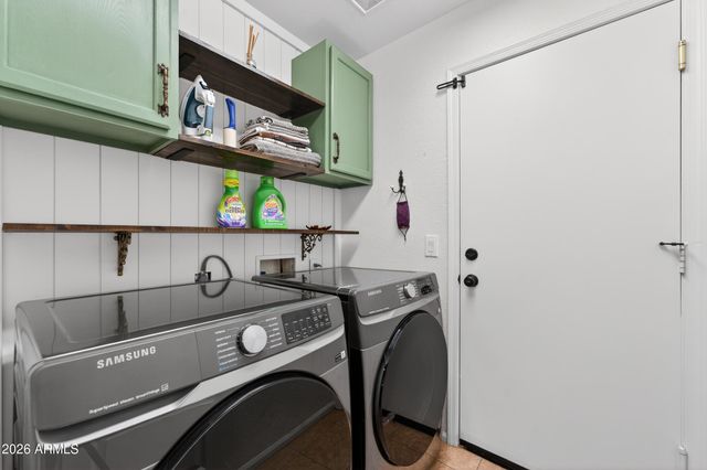 4613 E Cherry Hills Drive, Chandler, AZ 85249