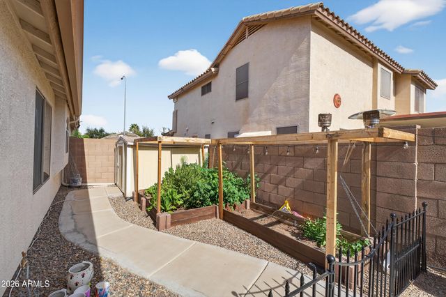 4613 E Cherry Hills Drive, Chandler, AZ 85249