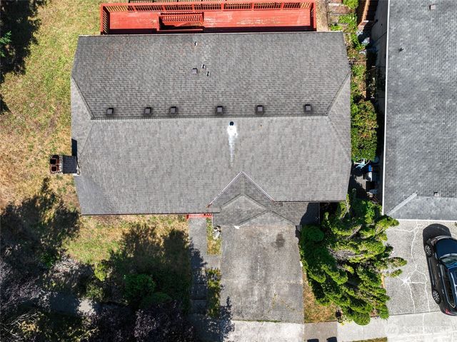 26415 Carnaby Way, Kent, WA 98032