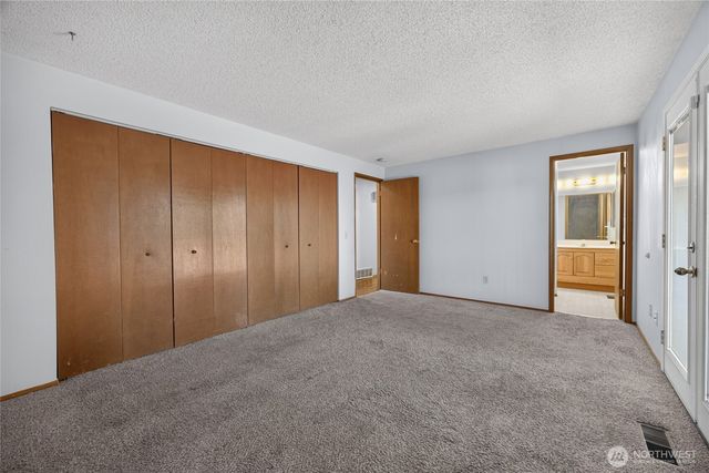 26415 Carnaby Way, Kent, WA 98032