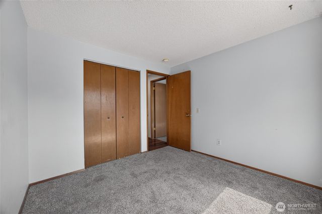 26415 Carnaby Way, Kent, WA 98032