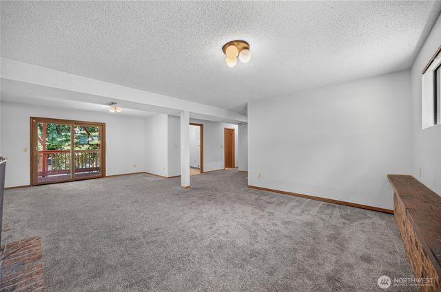26415 Carnaby Way, Kent, WA 98032