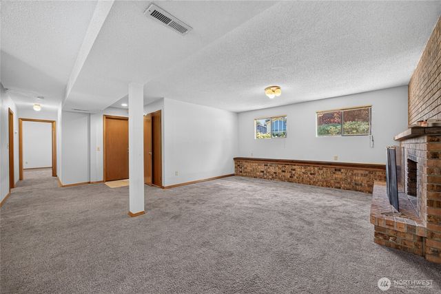 26415 Carnaby Way, Kent, WA 98032