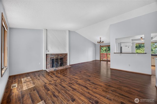 26415 Carnaby Way, Kent, WA 98032