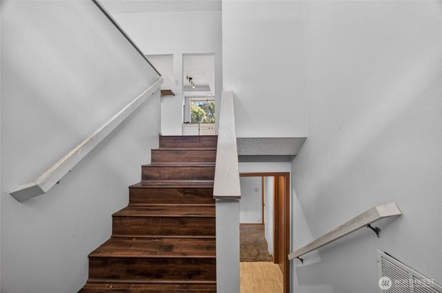 26415 Carnaby Way, Kent, WA 98032