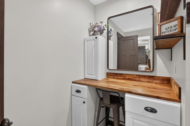 9578 River Forest Drive, Monticello, MN 55362