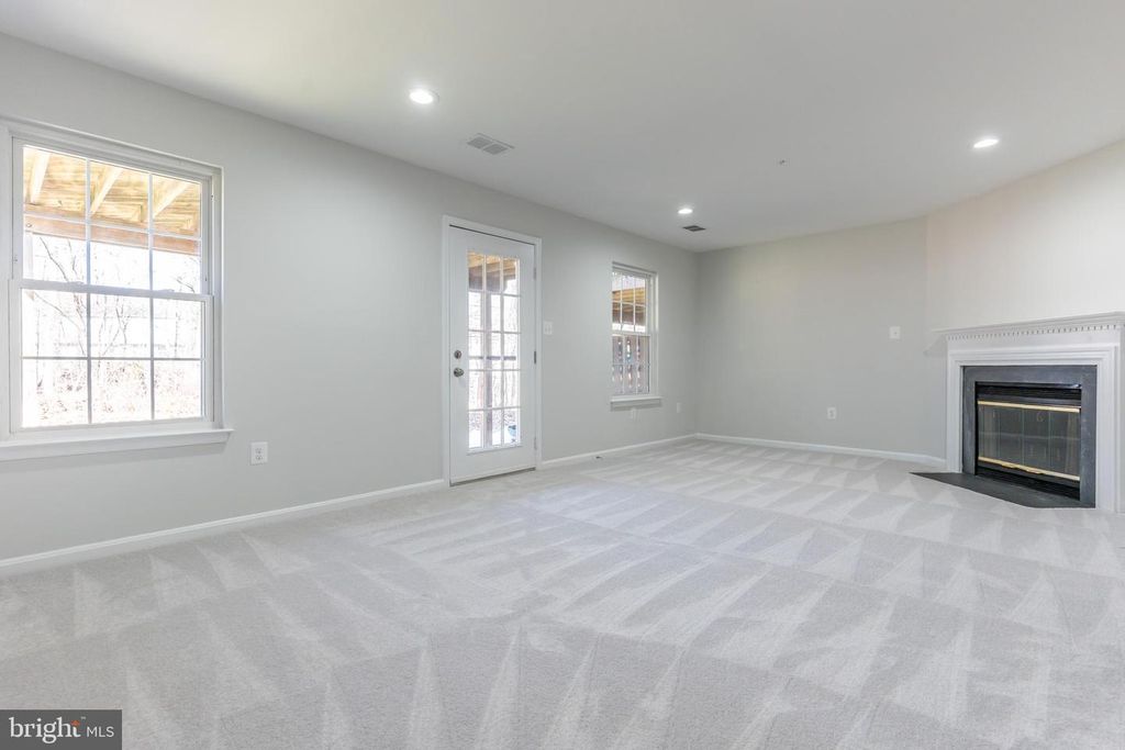 Image 33 of property listing at 12330 QUARTERBACK CT, Bowie, MD 20720