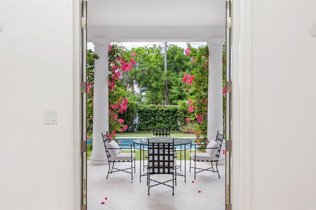 205 Gray Street, West Palm Beach, FL 33405