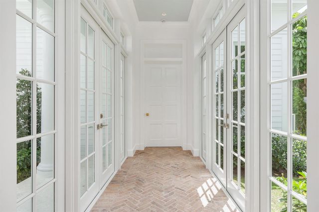 205 Gray Street, West Palm Beach, FL 33405