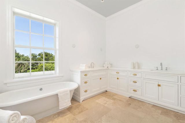 205 Gray Street, West Palm Beach, FL 33405