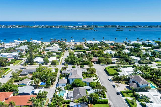205 Gray Street, West Palm Beach, FL 33405